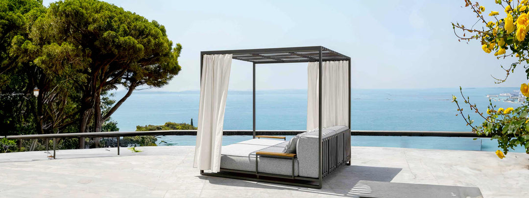 OUTDOOR Italian Designer Furniture - Design Italy